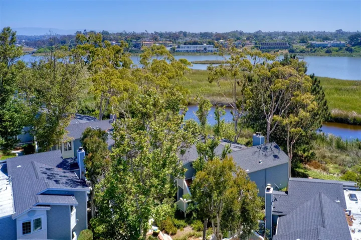 2176 S Coast Highway, Oceanside, California 92054
