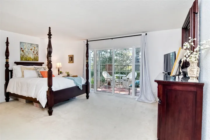 2176 S Coast Highway, Oceanside, California 92054