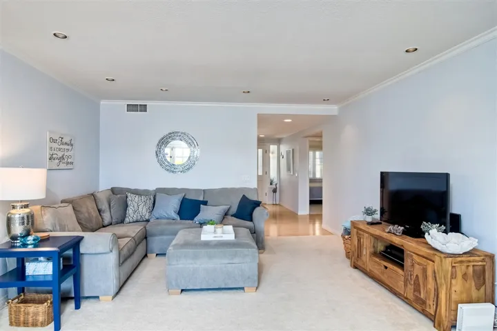 2176 S Coast Highway, Oceanside, California 92054