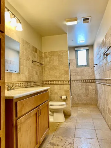 520 N Santa Cruz Avenue 200, Los Gatos, California 95030