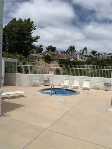 2376 Altisma Way E, Carlsbad, California 92009