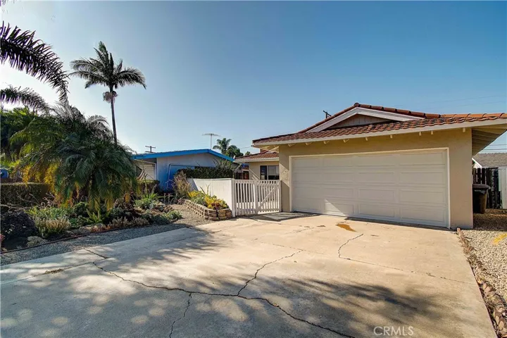 144 W Avenida Ramona, San Clemente, California 92672