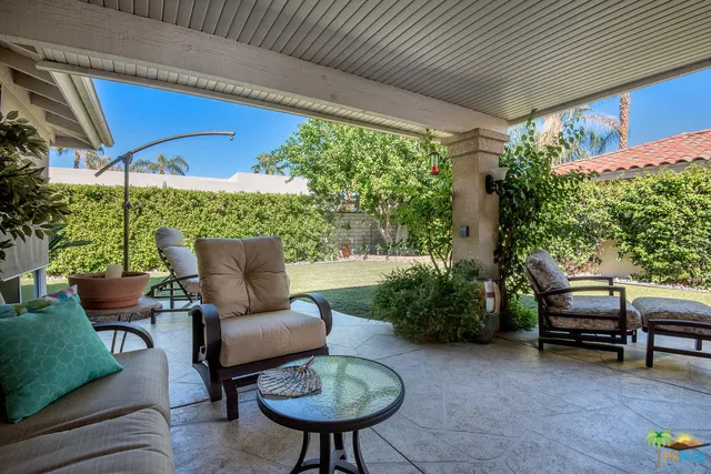 Alumawood covered patio.