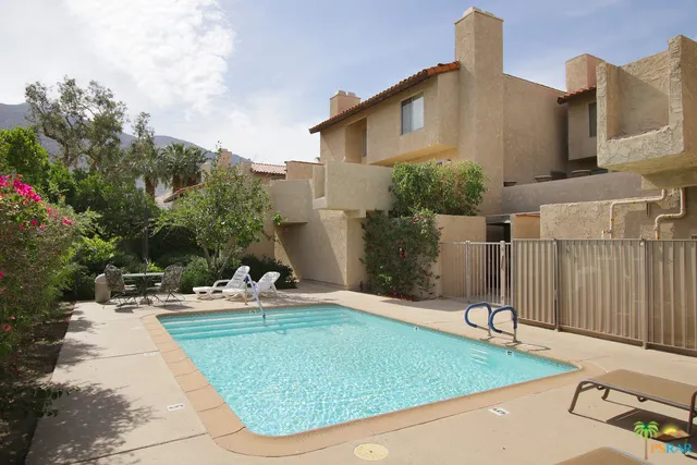 Patio Gate to Pool
