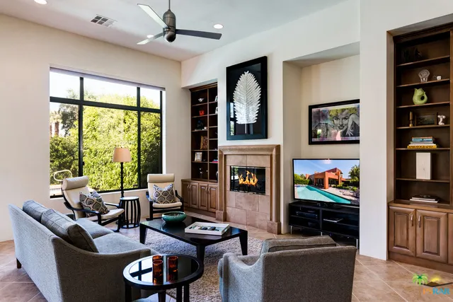 Living Area with Tile through the Great