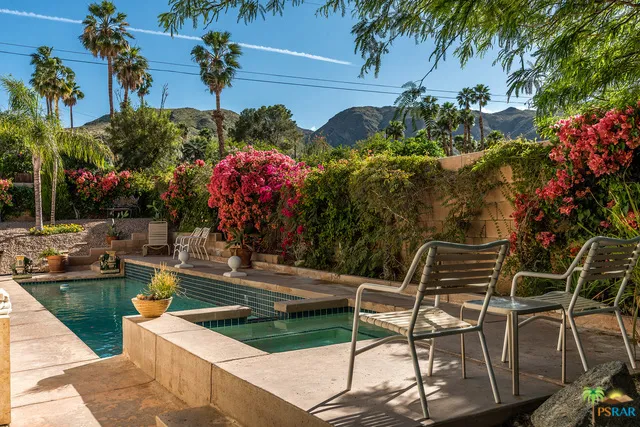Large Easy Care Home w Pool & Views