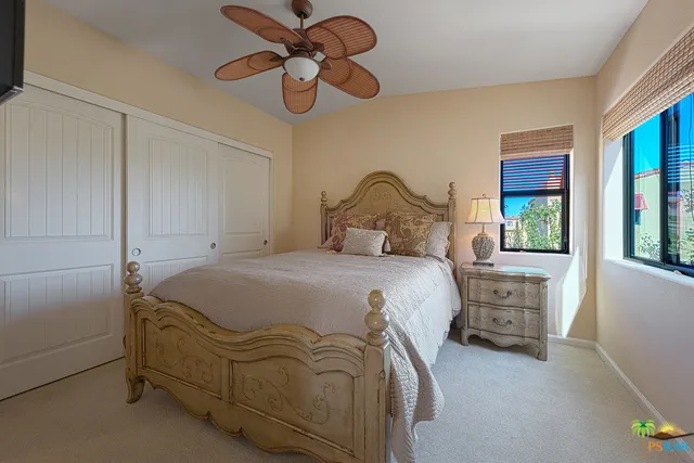Lots of light in the guest bedroom. Remo