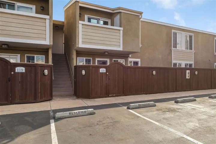 5252 Balboa Arms Dr 118, San Diego, California 92117