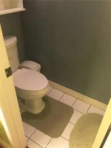 15511 Sherman Way 5, Van Nuys, California 91406