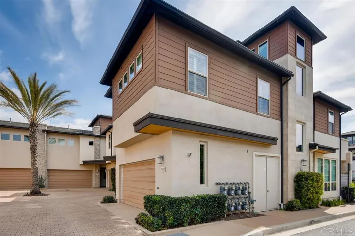 2637 Aperture Circle, San Diego, California 92108