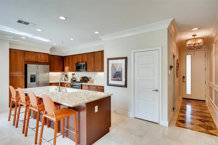 2637 Aperture Circle, San Diego, California 92108