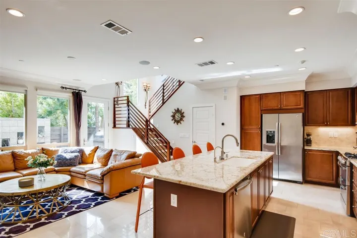 2637 Aperture Circle, San Diego, California 92108