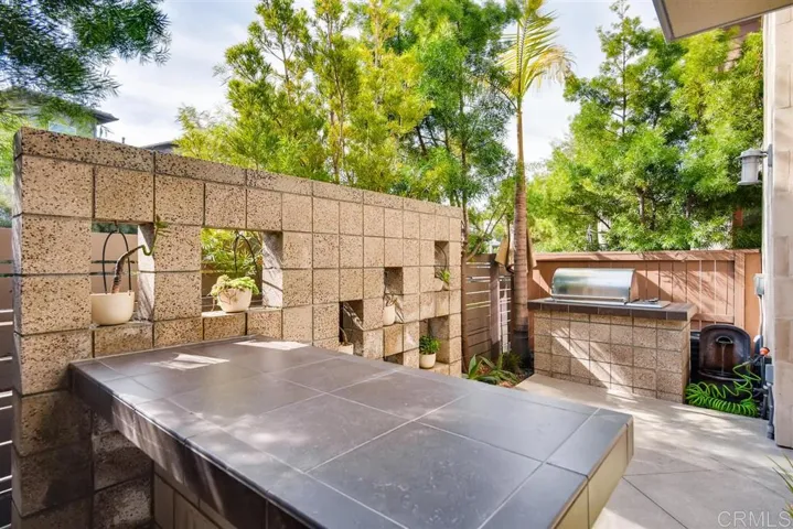 2637 Aperture Circle, San Diego, California 92108