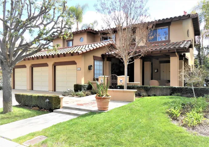 Home Is On A Private Cul De Sac Location.