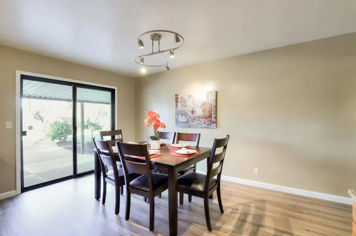355 Roosevelt Avenue, San Martin, California 95046