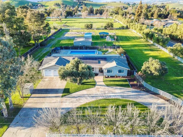 355 Roosevelt Avenue, San Martin, California 95046
