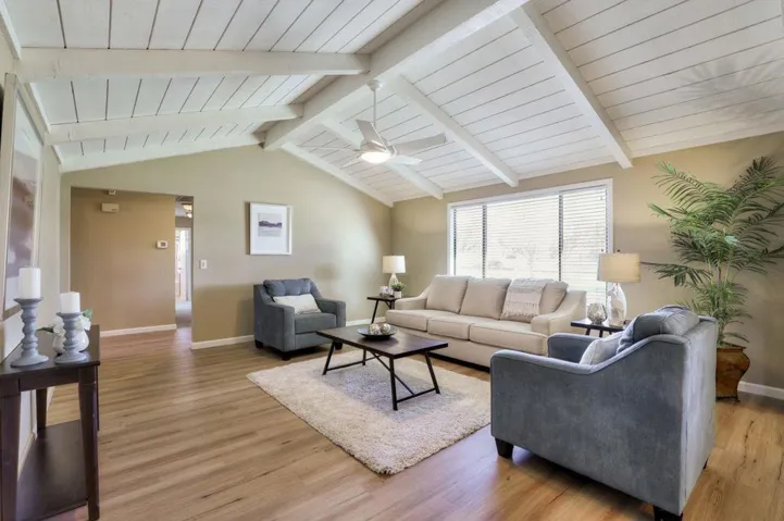355 Roosevelt Avenue, San Martin, California 95046
