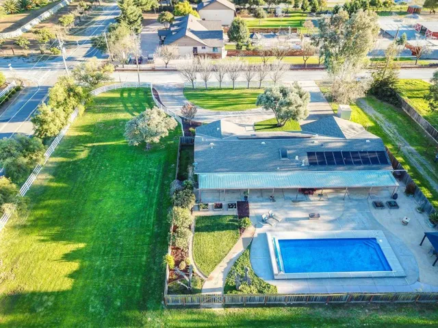 355 Roosevelt Avenue, San Martin, California 95046