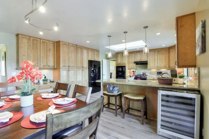 355 Roosevelt Avenue, San Martin, California 95046