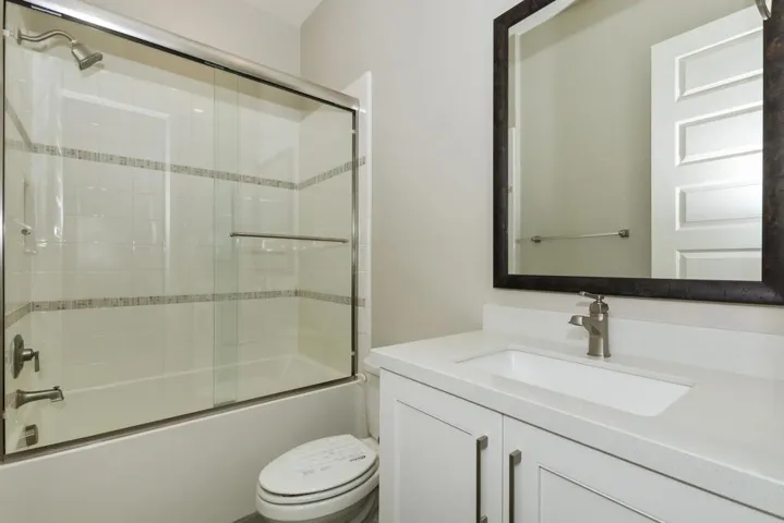 025_Bathroom