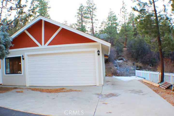 525 Bernhardt Lane, Big Bear, California 92314