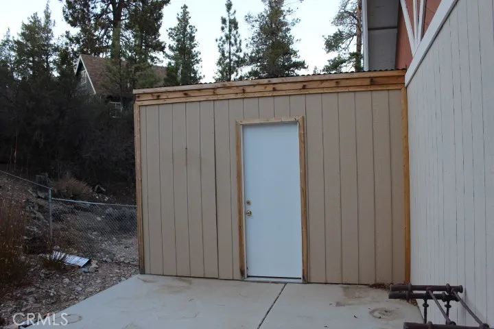 525 Bernhardt Lane, Big Bear, California 92314