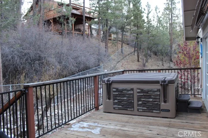 525 Bernhardt Lane, Big Bear, California 92314