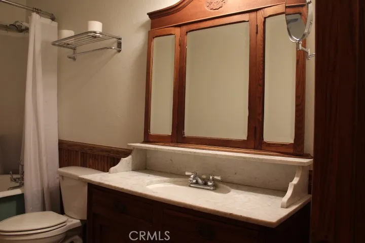 525 Bernhardt Lane, Big Bear, California 92314