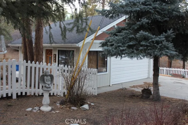 525 Bernhardt Lane, Big Bear, California 92314