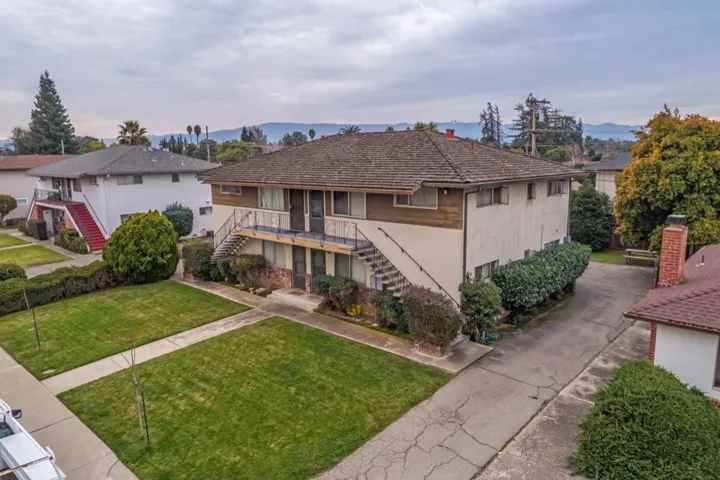 393 Dunster Drive, Campbell, California 95008