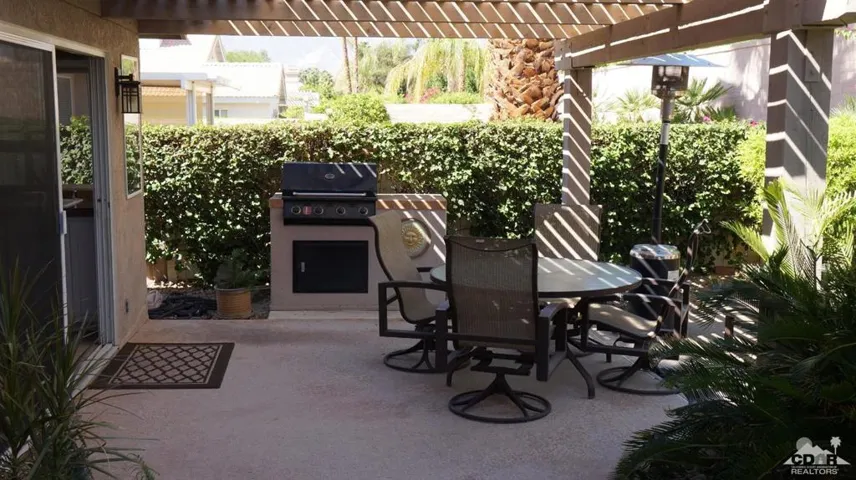 266 Strada Fortuna, Palm Desert, California 92260