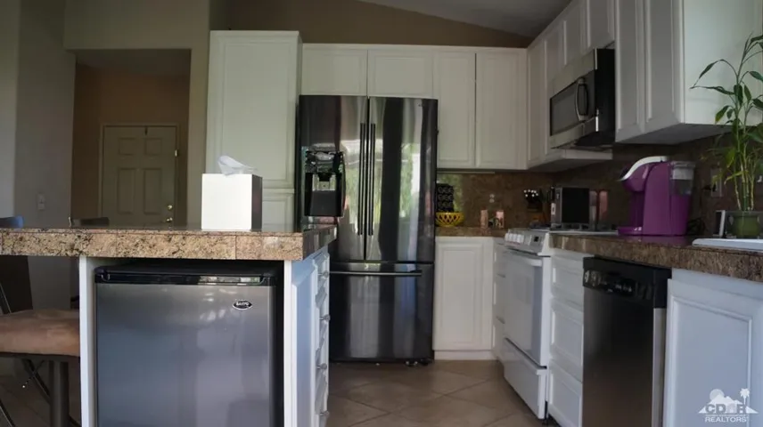 266 Strada Fortuna, Palm Desert, California 92260