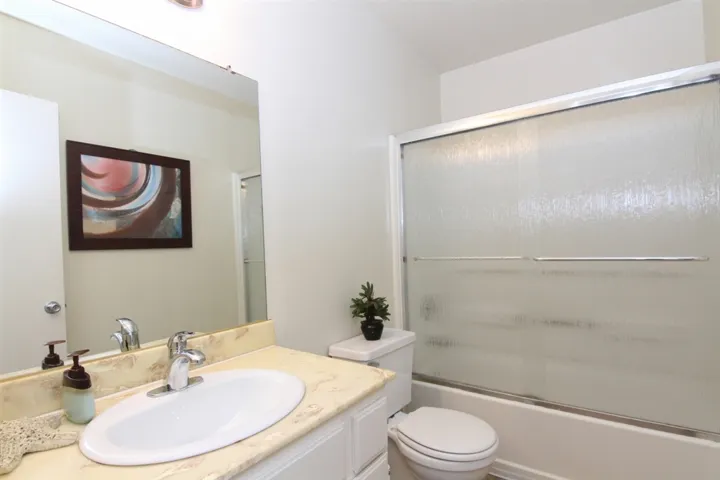 611 Beverly Pl, San Marcos, California 92078