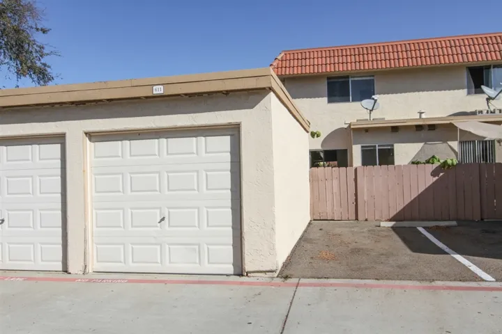 611 Beverly Pl, San Marcos, California 92078