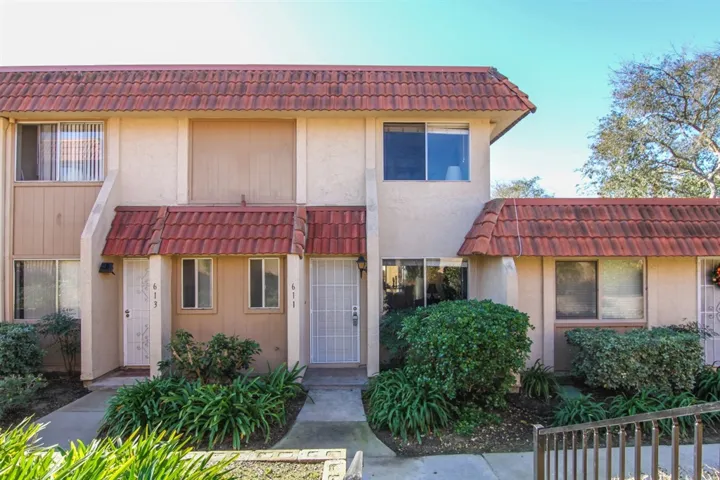 611 Beverly Pl, San Marcos, California 92078