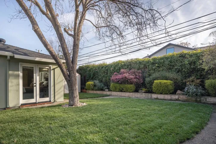 2665 Carolina Avenue, Redwood City, California 94061