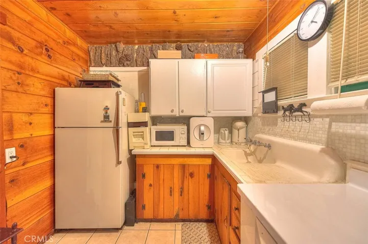 22175 Pine Drive, Cedarpines Park, California 92322