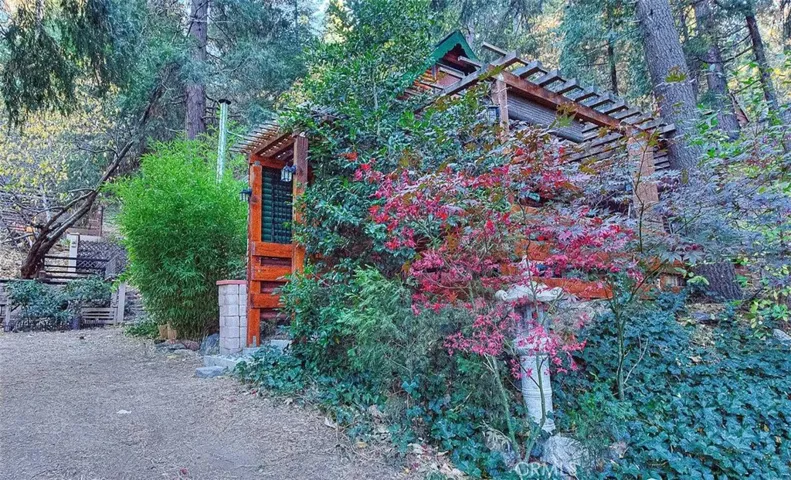 22175 Pine Drive, Cedarpines Park, California 92322
