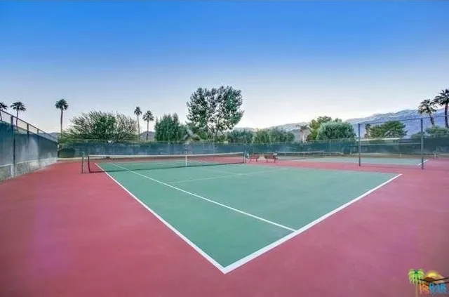 Community Tennis Courts