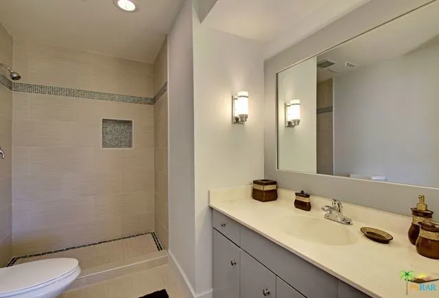2nd master bath