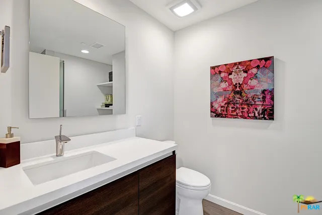 Downstairs bath...
