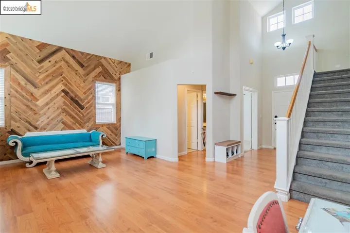 1320 Leaning Oak Dr, Brentwood, California 94513