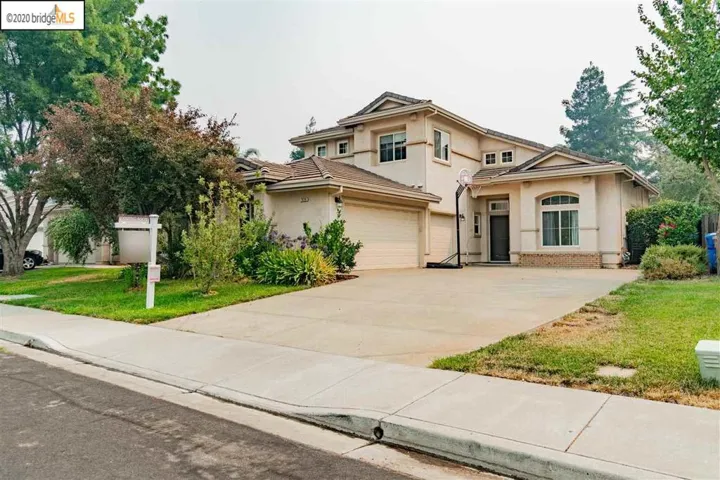 1320 Leaning Oak Dr, Brentwood, California 94513