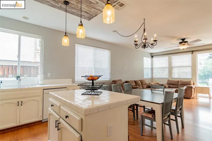 1320 Leaning Oak Dr, Brentwood, California 94513