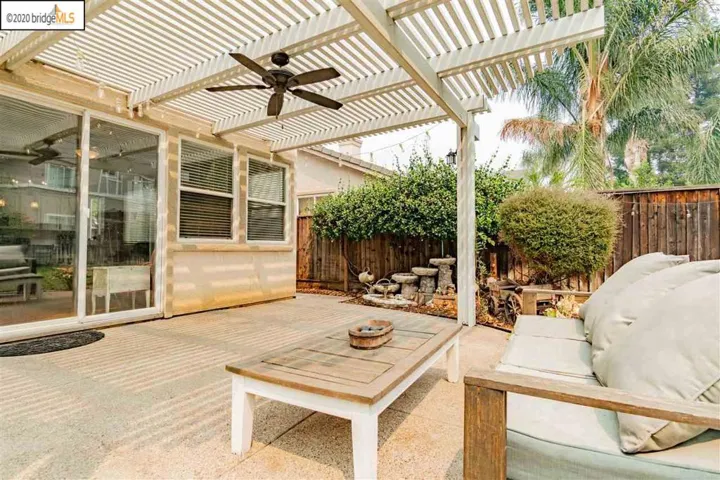 1320 Leaning Oak Dr, Brentwood, California 94513