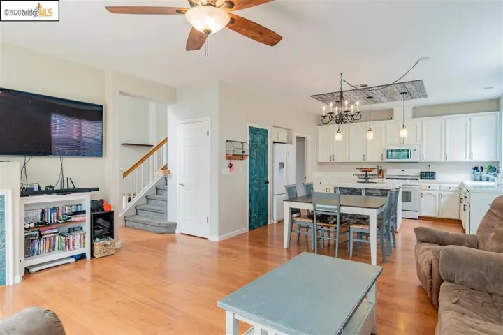 1320 Leaning Oak Dr, Brentwood, California 94513