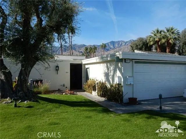 1011 Saint George Circle, Palm Springs, California 92264
