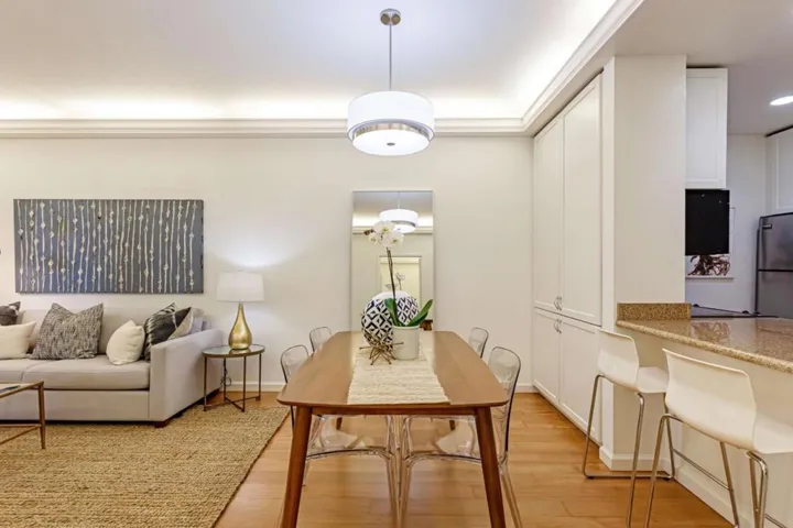 4250 El Camino Real D129, Palo Alto, California 94306