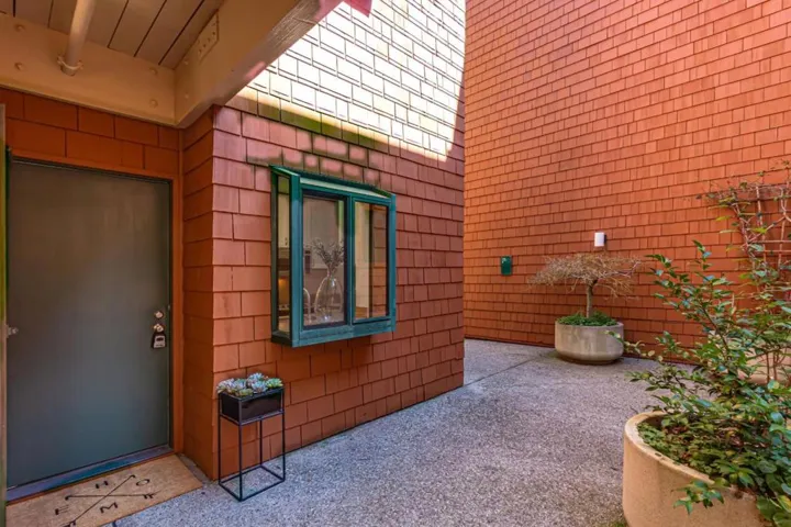 4250 El Camino Real D129, Palo Alto, California 94306
