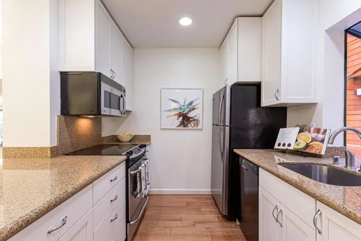 4250 El Camino Real D129, Palo Alto, California 94306